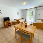 Apartament Ljiljana Jadranovo