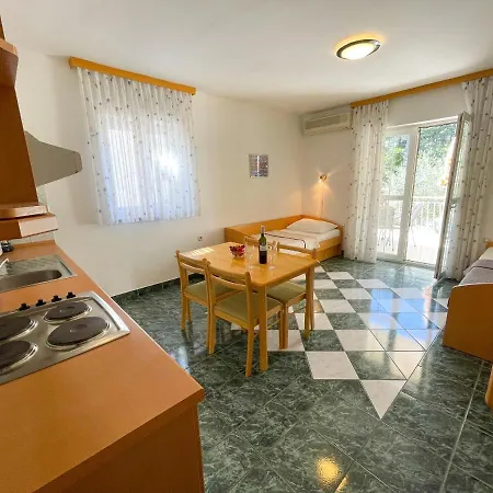 Ljiljana Apartment *