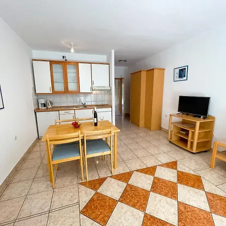 Apartment Ljiljana Jadranovo